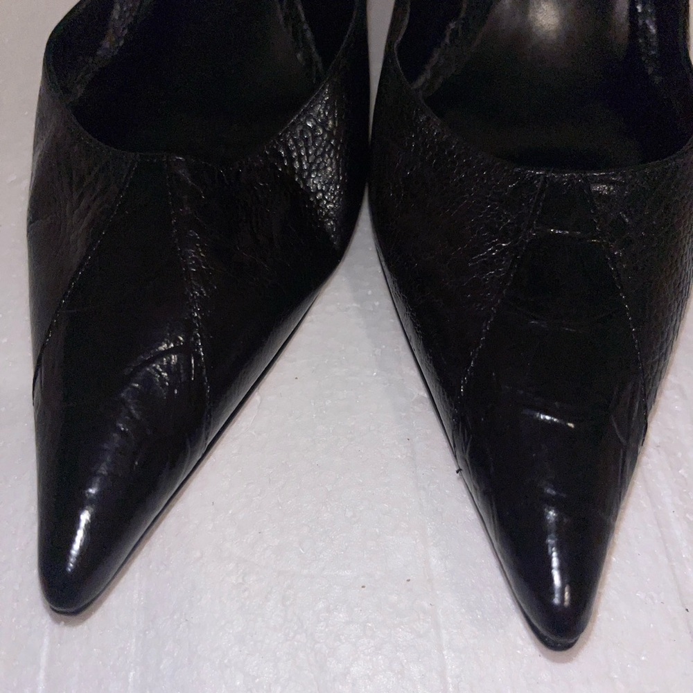 Antonio Melani Black Pointed-Toe Heels - Picture 5 of 6